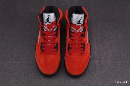Hyperoad (2021) RETRO AIR 5 RED BULLS RAGING JORDAN 0720